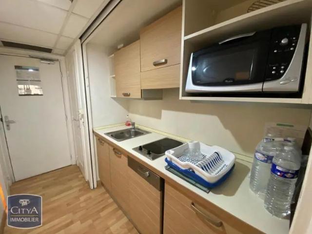 Appartement à louer 1 pièce 27.12m²