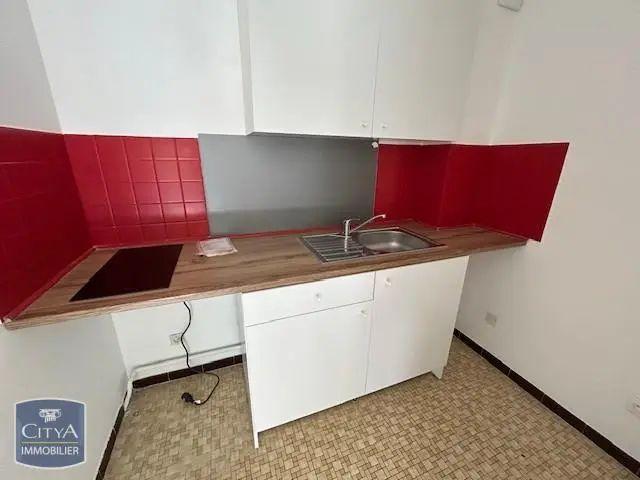 Appartement à louer 1 pièce 27.29m²