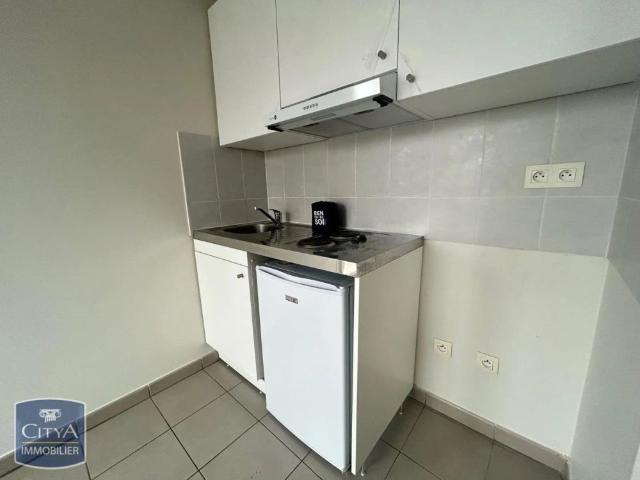 Appartement à louer 1 pièce 27.2m²
