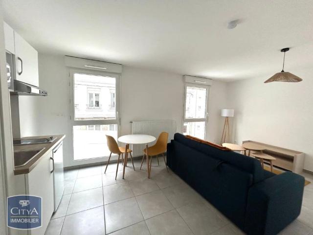 Appartement à louer 1 pièce 27.41m²