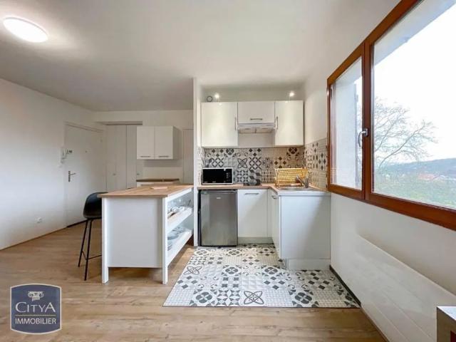 Appartement à louer 1 pièce 27.57m²