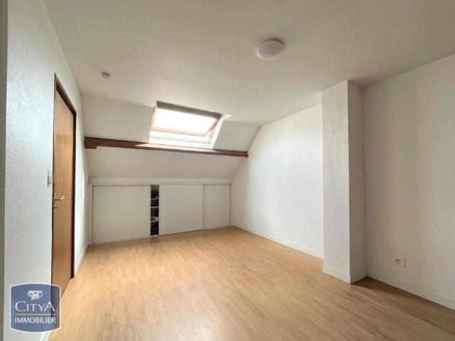Appartement à louer 1 pièce 27.59m²