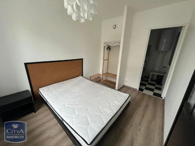 Appartement à louer 1 pièce 27.81m²