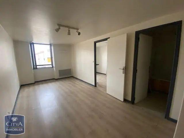 Appartement à louer 1 pièce 27.8m²