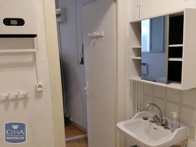 Appartement à louer 1 pièce 27.92m²
