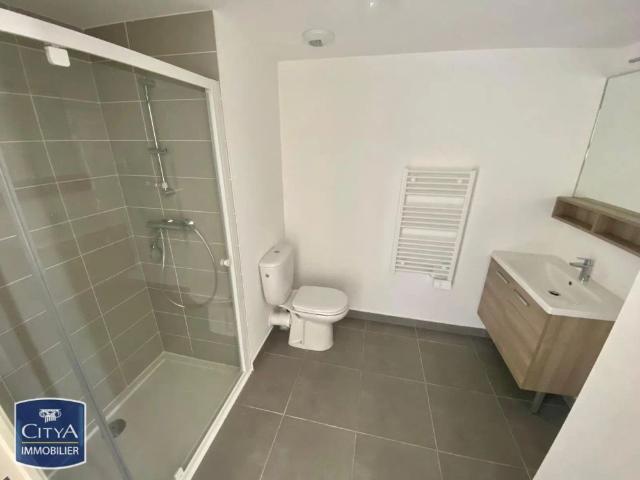 Appartement à louer 1 pièce 27.99m²