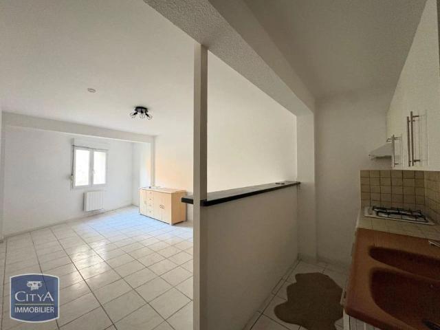 Appartement à louer 1 pièce 27m²