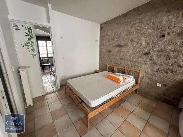 Appartement à louer 1 pièce 27m²