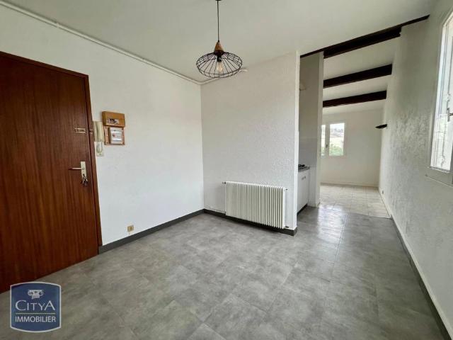 Appartement à louer 1 pièce 27m²