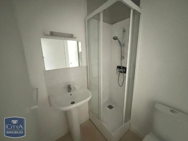 Appartement à louer 1 pièce 27m²