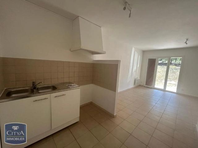 Appartement à louer 1 pièce 27m²