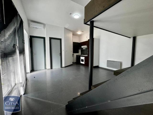Appartement à louer 1 pièce 28.02m²