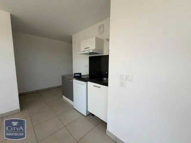 Appartement à louer 1 pièce 28.12m²
