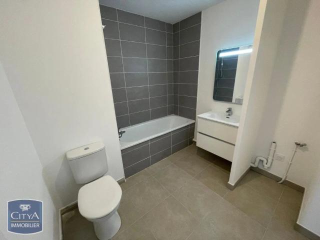 Appartement à louer 1 pièce 28.1m²