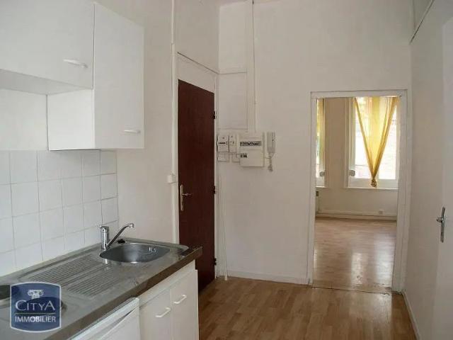 Appartement à louer 1 pièce 28.42m²