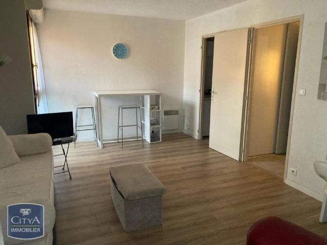Appartement à louer 1 pièce 28.5m²
