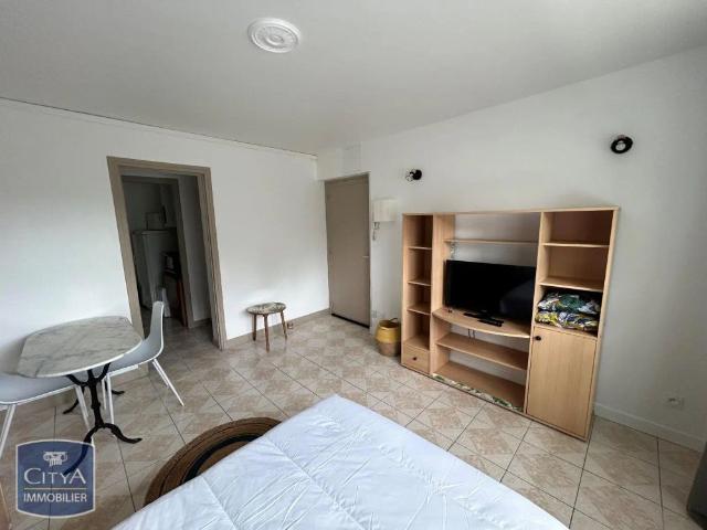 Appartement à louer 1 pièce 28.71m²
