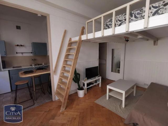 Appartement à louer 1 pièce 28m²