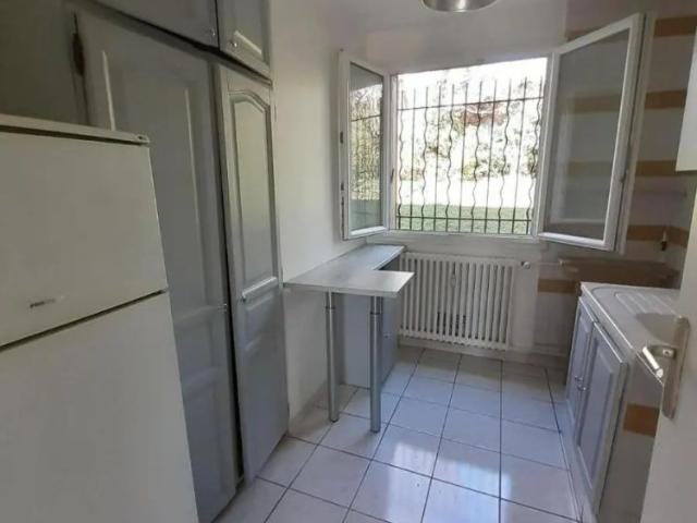 Appartement à louer 1 pièce 29.5m²