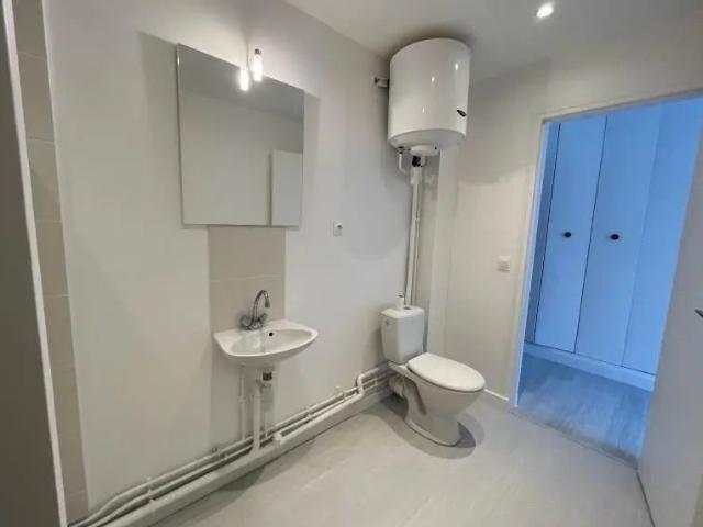 Appartement à louer 1 pièce 29.66m²