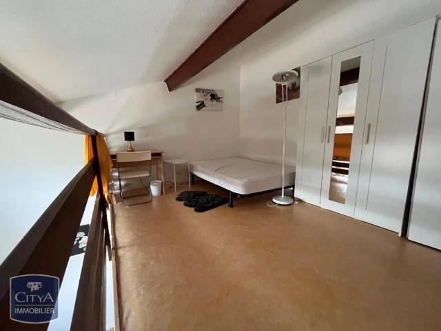 Appartement à louer 1 pièce 29.68m²