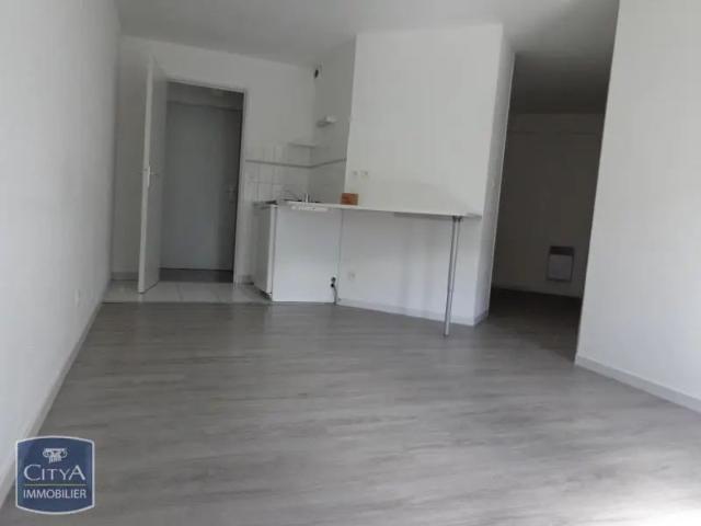 Appartement à louer 1 pièce 29.92m²