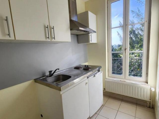 Appartement à louer 1 pièce 30.02m²