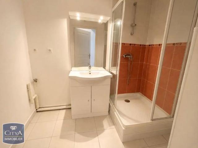 Appartement à louer 1 pièce 30.16m²