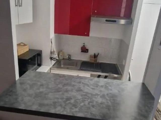 Appartement à louer 1 pièce 30.1m²