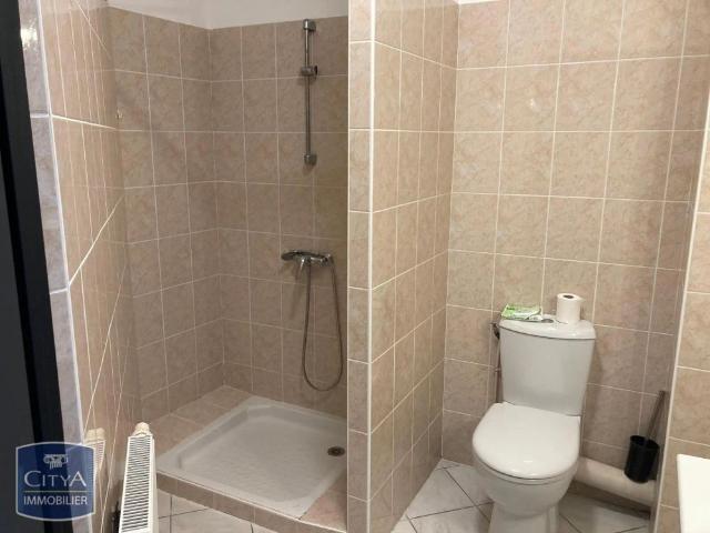Appartement à louer 1 pièce 30.1m²