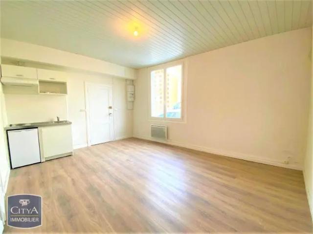 Appartement à louer 1 pièce 30.24m²