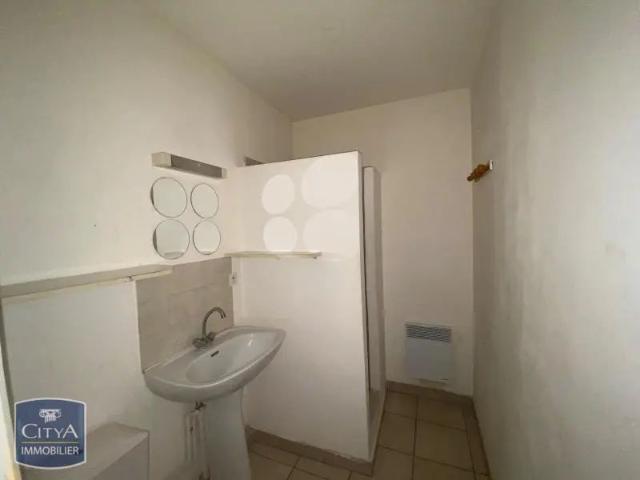 Appartement à louer 1 pièce 30.27m²