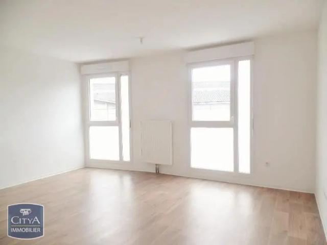 Appartement à louer 1 pièce 30.8m²