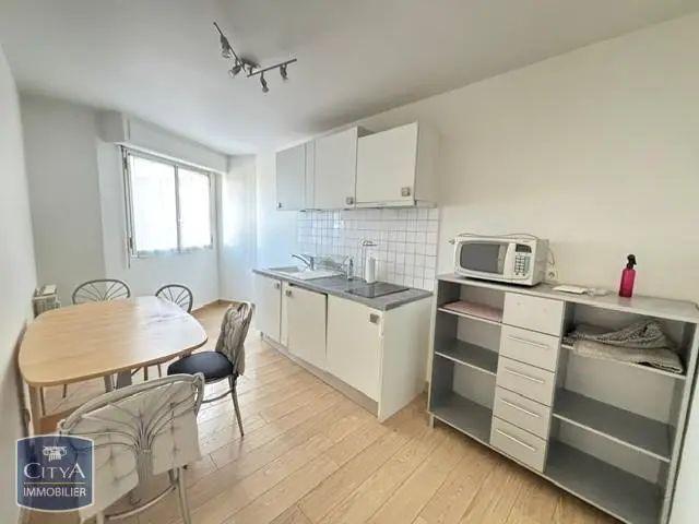 Appartement à louer 1 pièce 30m²