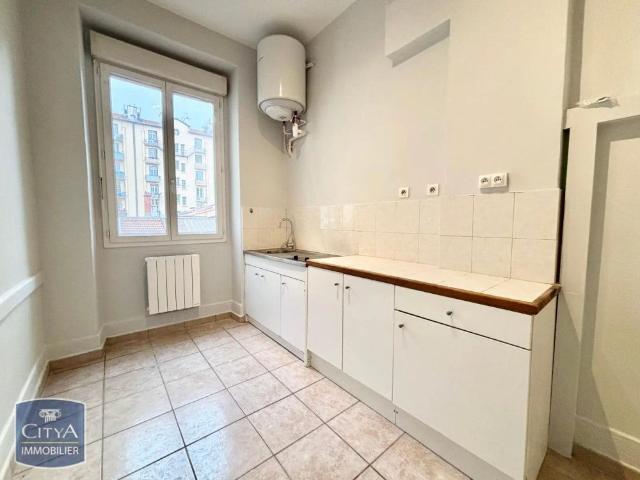 Appartement à louer 1 pièce 31.5m²