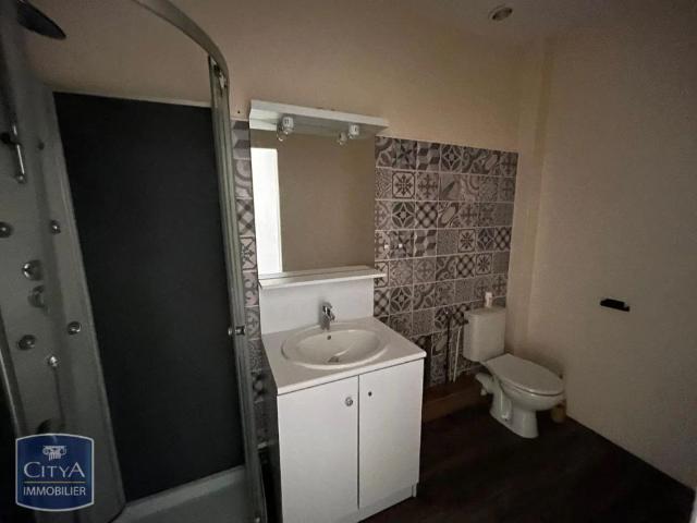 Appartement à louer 1 pièce 31.78m²