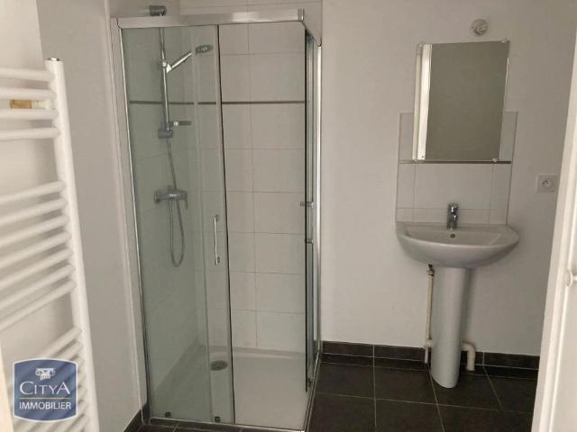 Appartement à louer 1 pièce 31.89m²