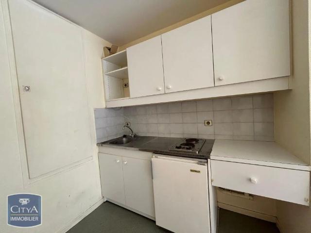 Appartement à louer 1 pièce 31.93m²