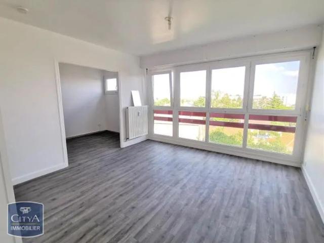 Appartement à louer 1 pièce 31.98m²