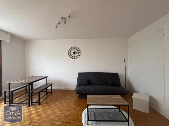 Appartement à louer 1 pièce 32.11m²