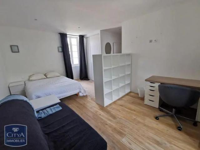 Appartement à louer 1 pièce 32.34m²