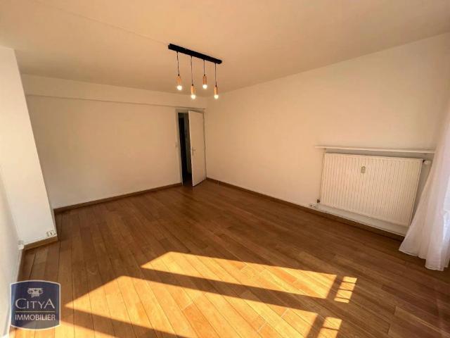Appartement à louer 1 pièce 32.65m²