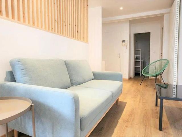 Appartement à louer 1 pièce 32.69m²