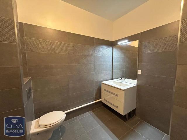 Appartement à louer 1 pièce 32.81m²