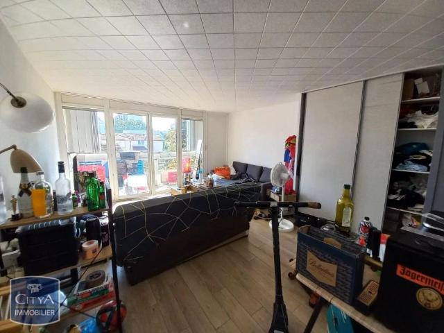 Appartement à louer 1 pièce 32.9m²