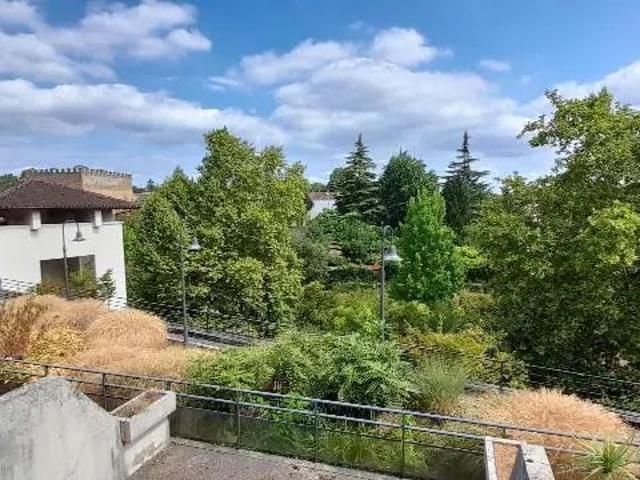 Appartement à louer 1 pièce 33.1m²