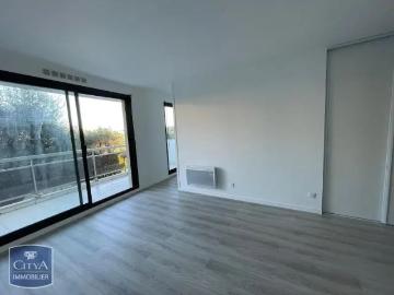 Appartement à louer 1 pièce 33.38m²