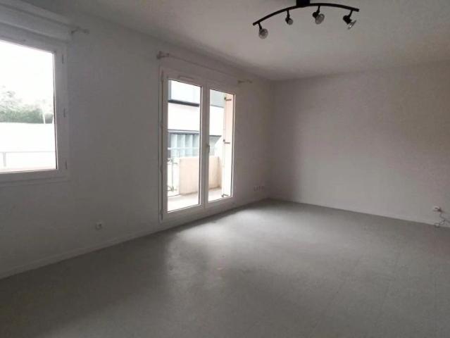 Appartement à louer 1 pièce 33.47m²