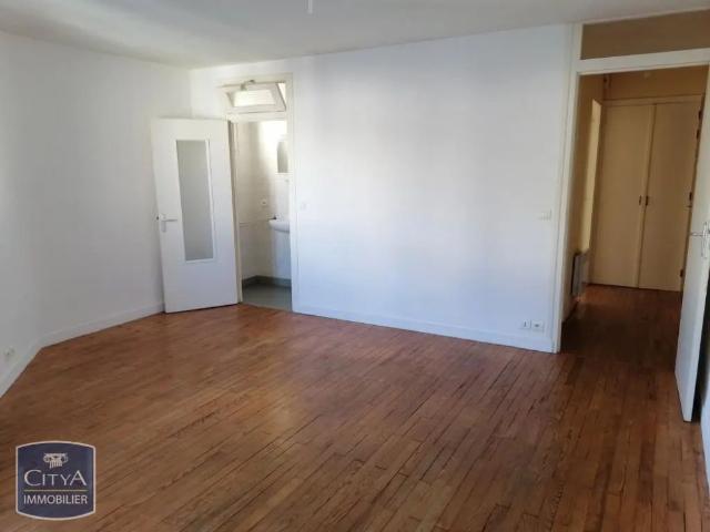 Appartement à louer 1 pièce 33.5m²