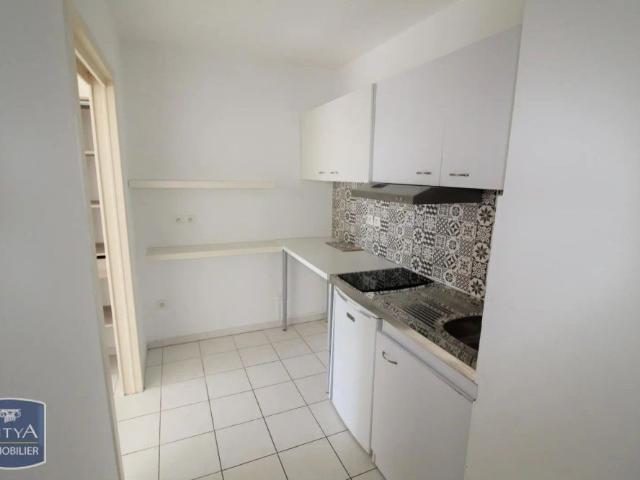 Appartement à louer 1 pièce 33.78m²